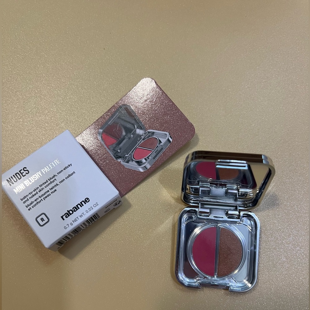 rabanne Nudes mini blushy palette 0.7g